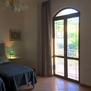 guesthouse-villa-rosa-berat.albaniahotels.org/